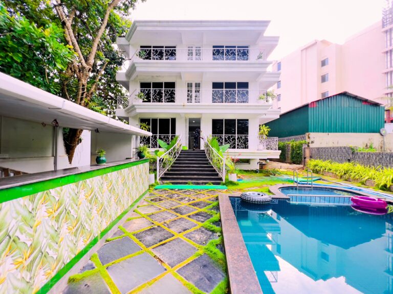 4 Night Stay accommodation photo 7